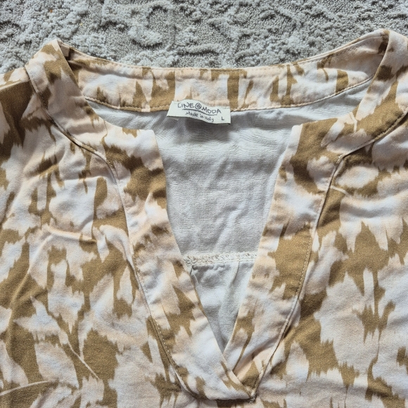 Line @ Moda Women's Italian Brown Abstract Floral Longsleeved Blouse Size Large - Picture 4 of 6